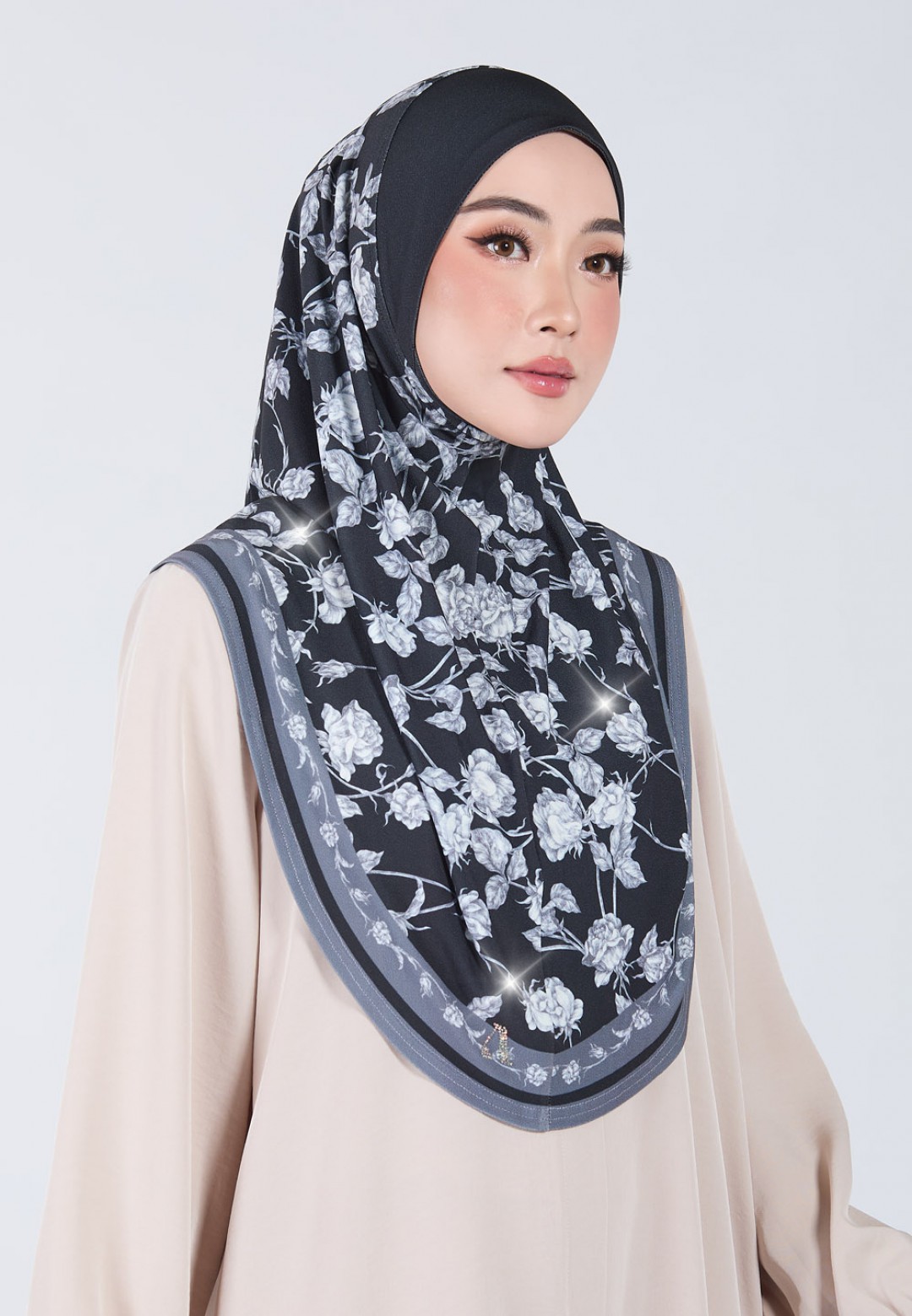 TIARA NISREEN STD S/A DIAMOND