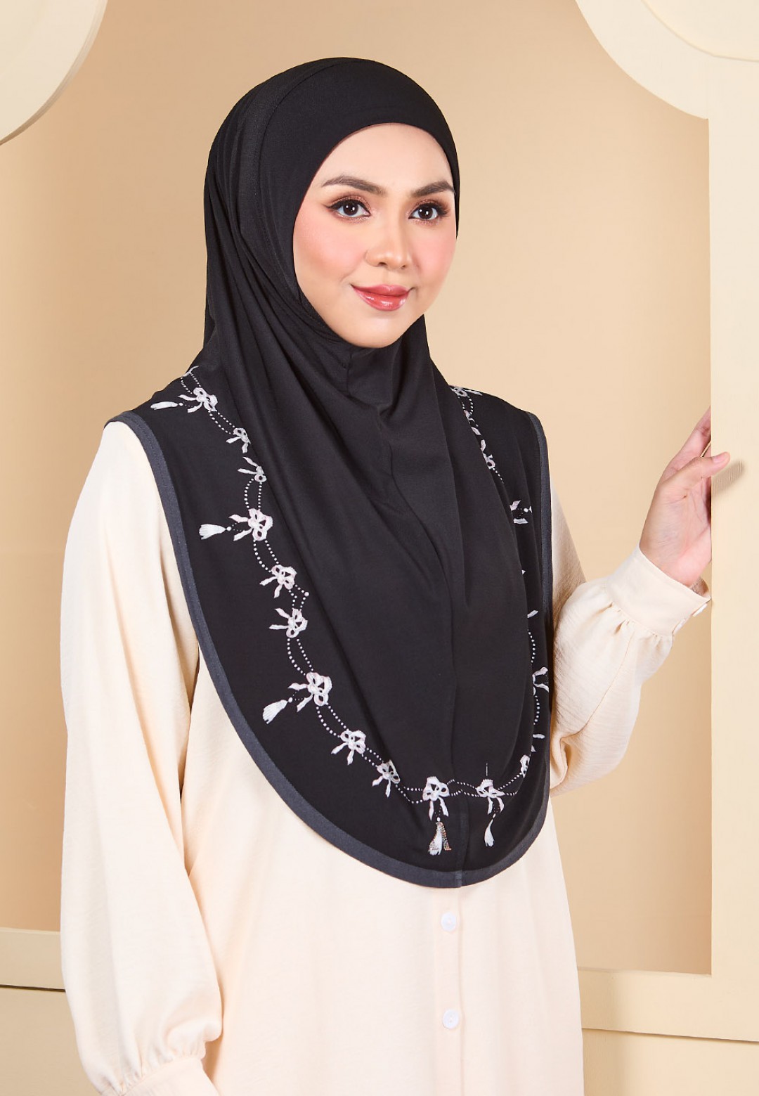 TIARA QADIRA PRINTED STD S/A