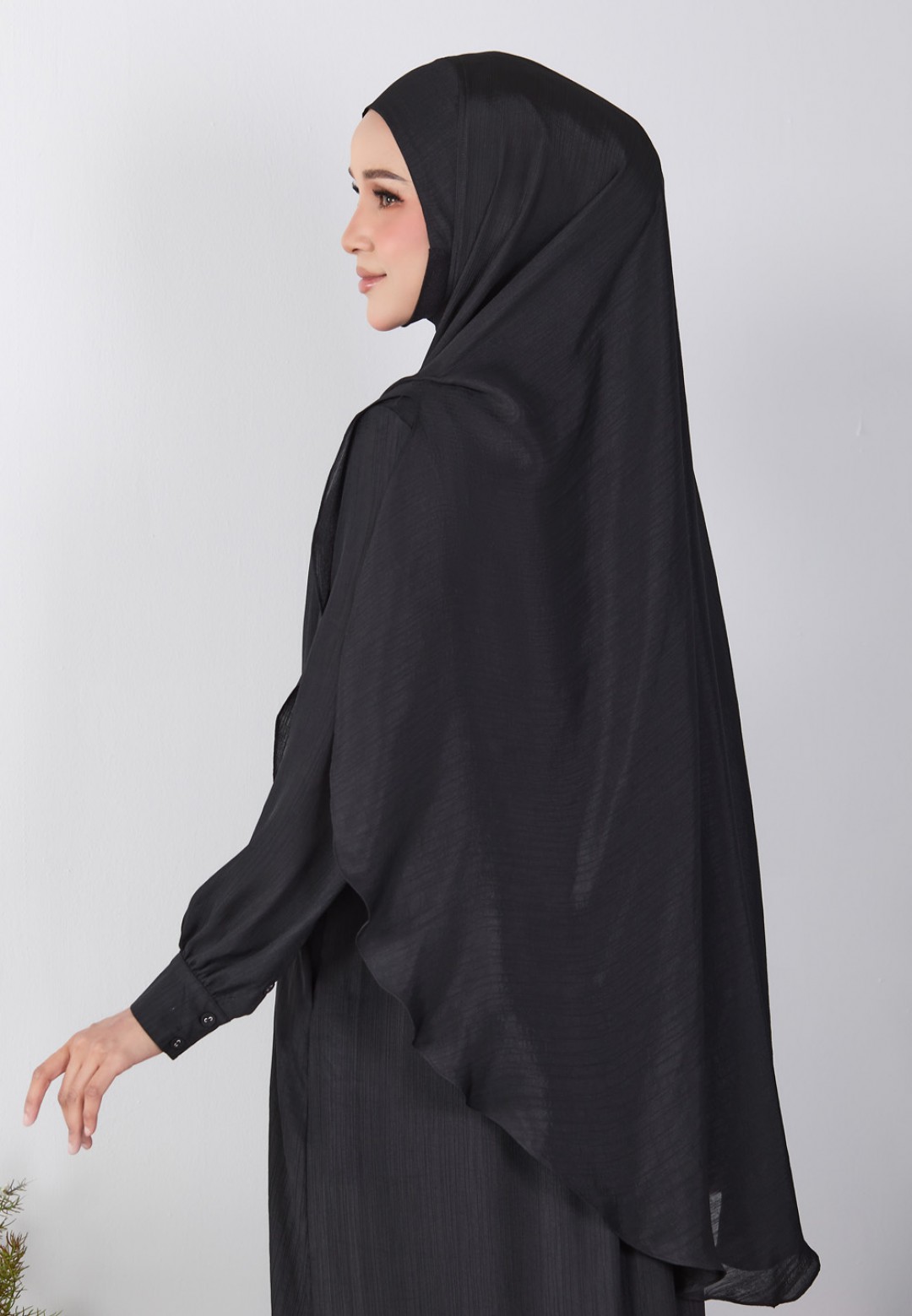 KHIMAR HASNAA