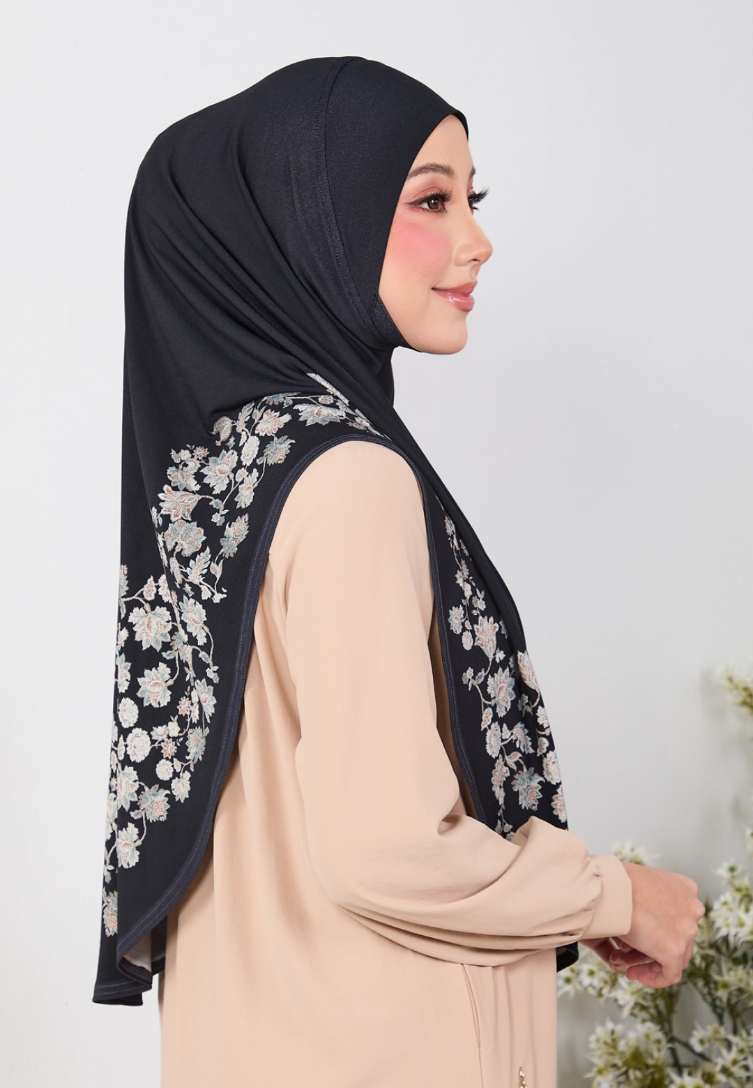 TIARA SARYNA PTD S/A LABUH