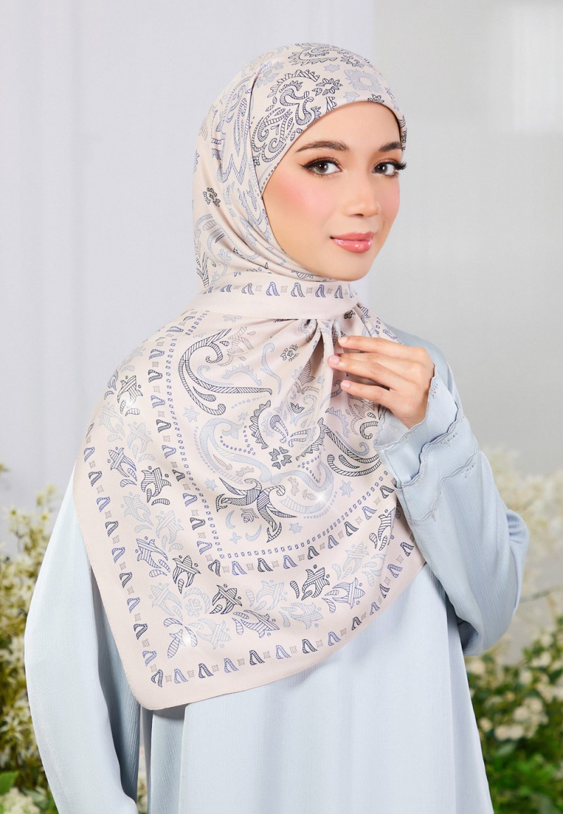 SQ LOANA TWILL PRINTED DIAMOND