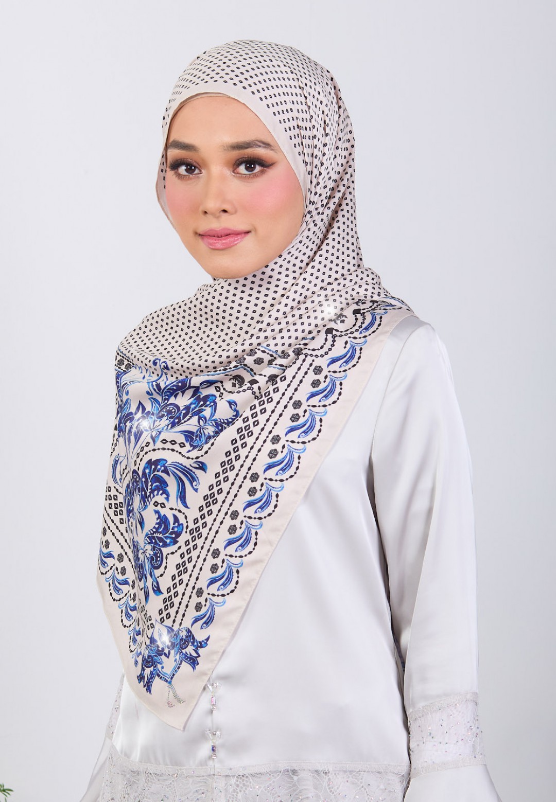 SHAWL YAZMIN PRINTED DIAMOND