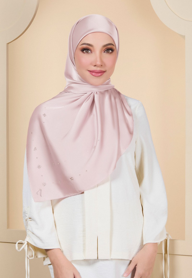 SQ GRACE FAYRA PLAIN DIAMOND