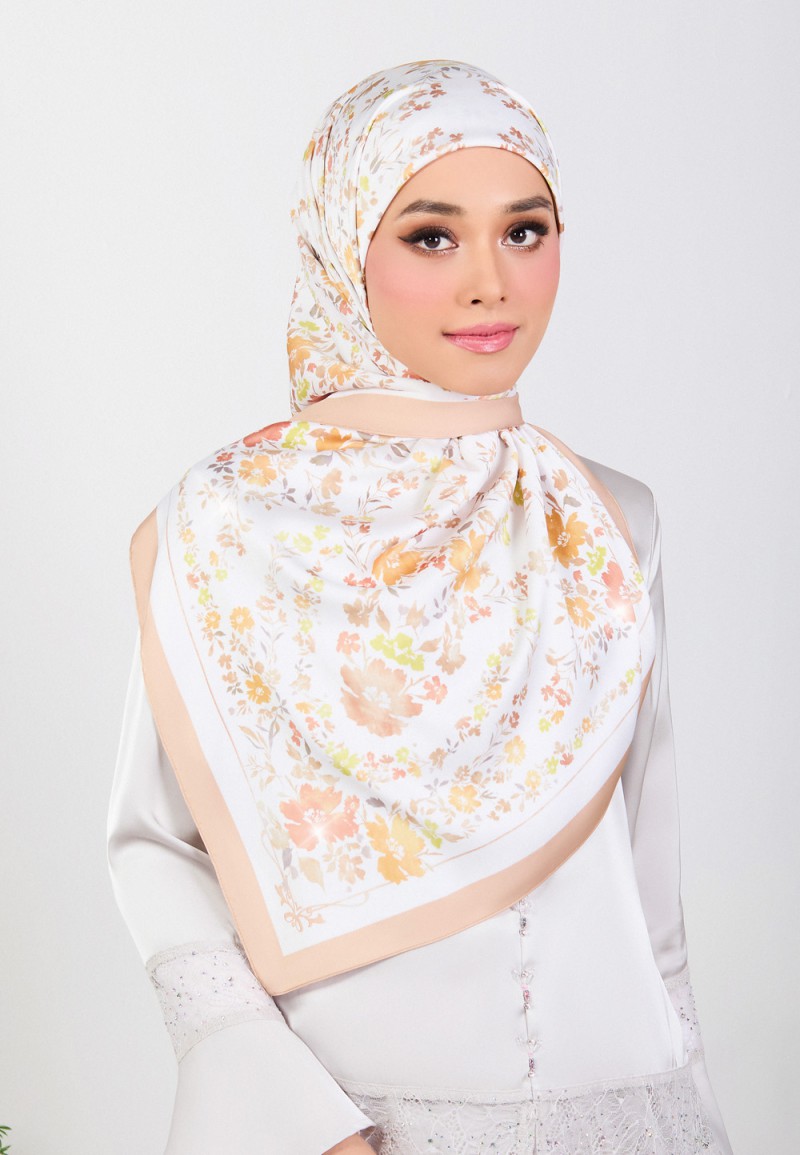 SQ PETITE PETALS PRINTED DIAMOND