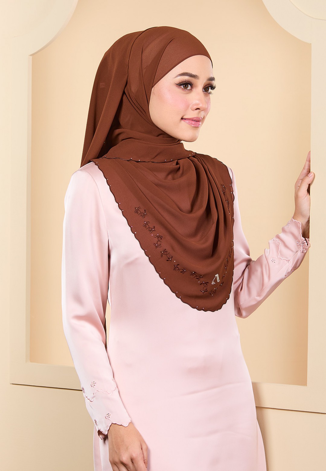 SHAWL DLUXE PLAIN EMBROIDERY