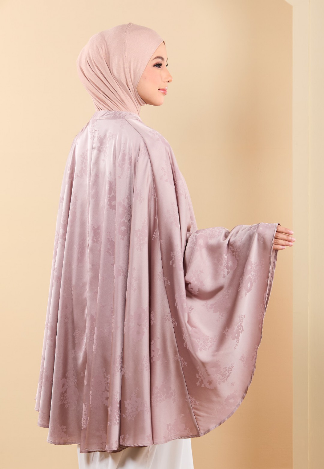 DAFINA TRAVEL PRAYERCAPE SET