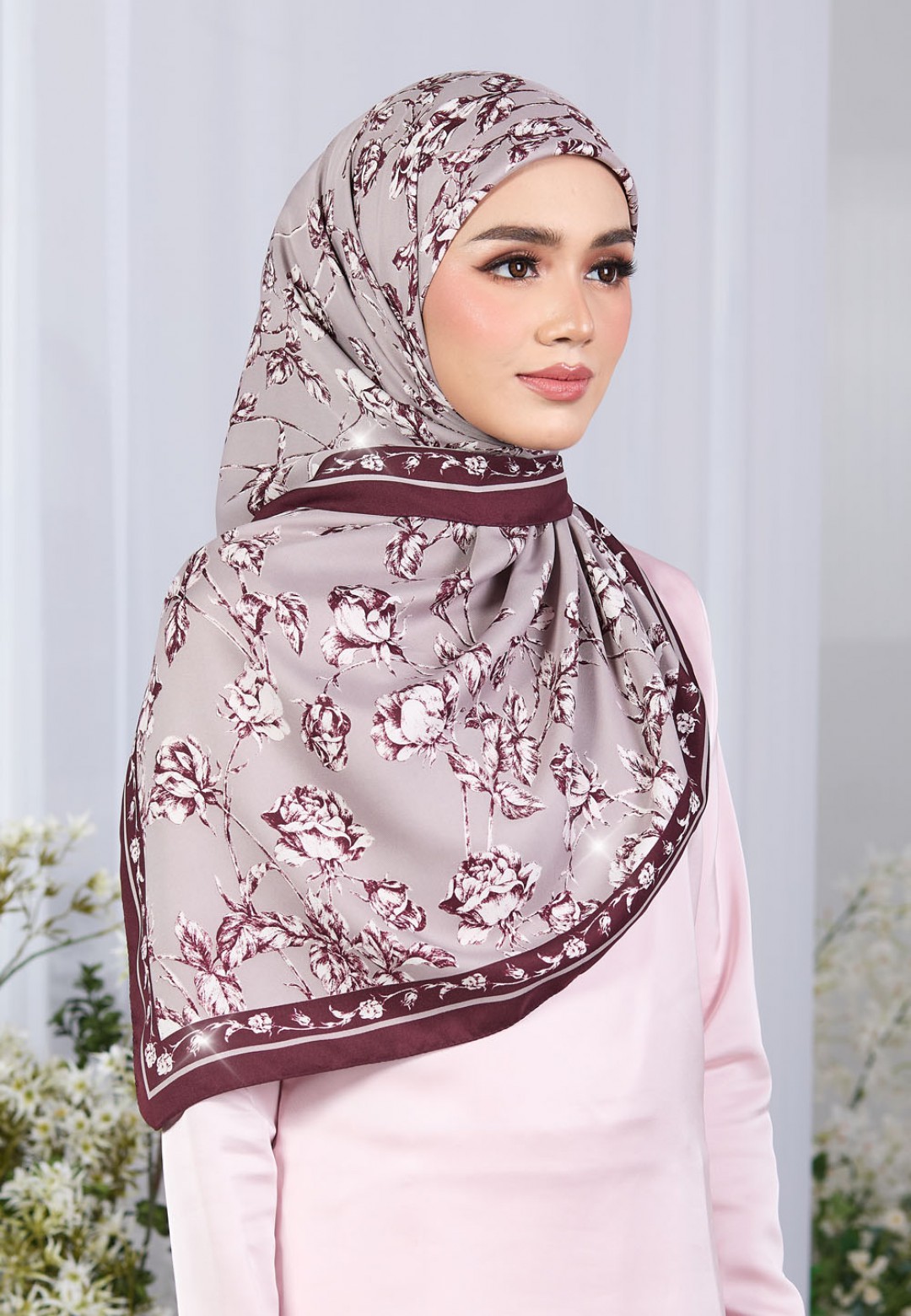 SQ NISREEN TWILL PTD DIAMOND