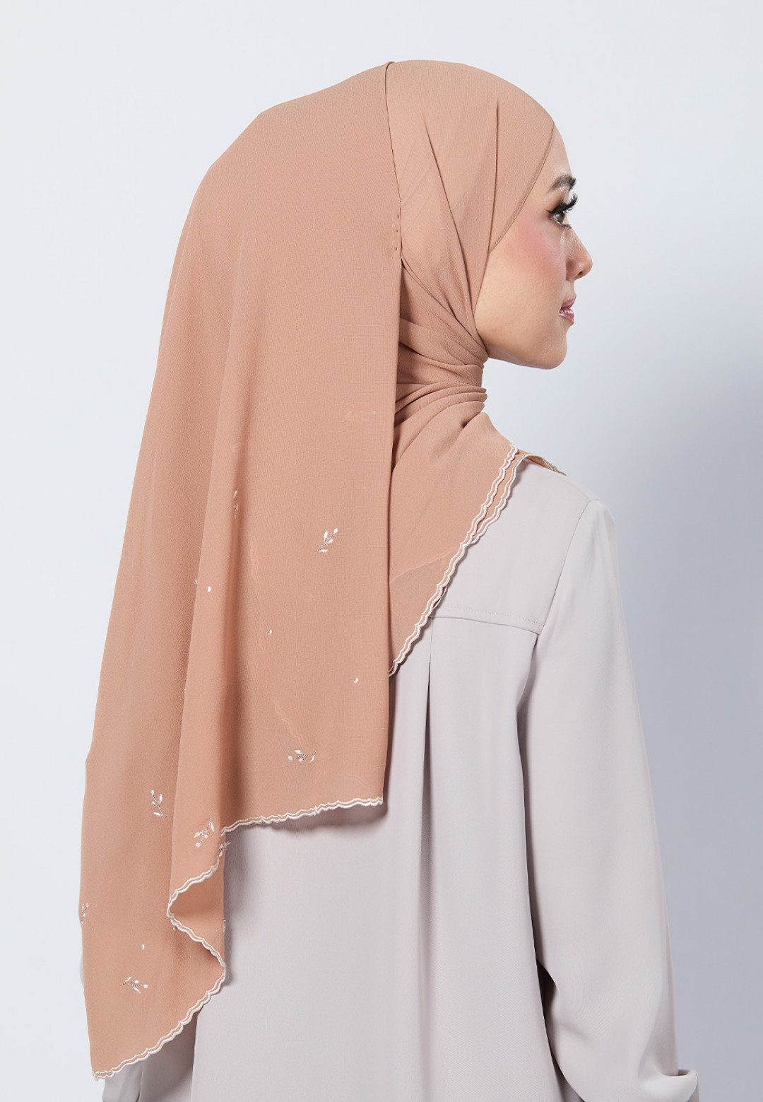 SHAWL ADORA PLAIN EMBROIDERY