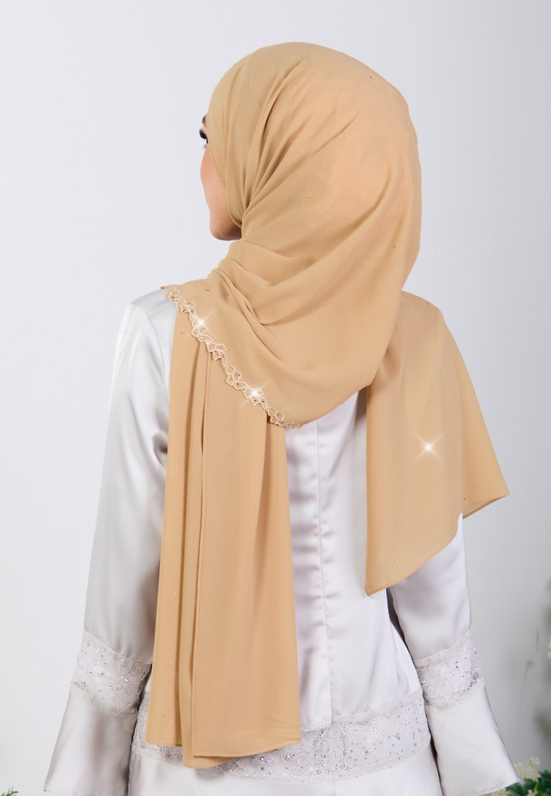 SHAWL INNARAH EMBROIDERY DIAMOND
