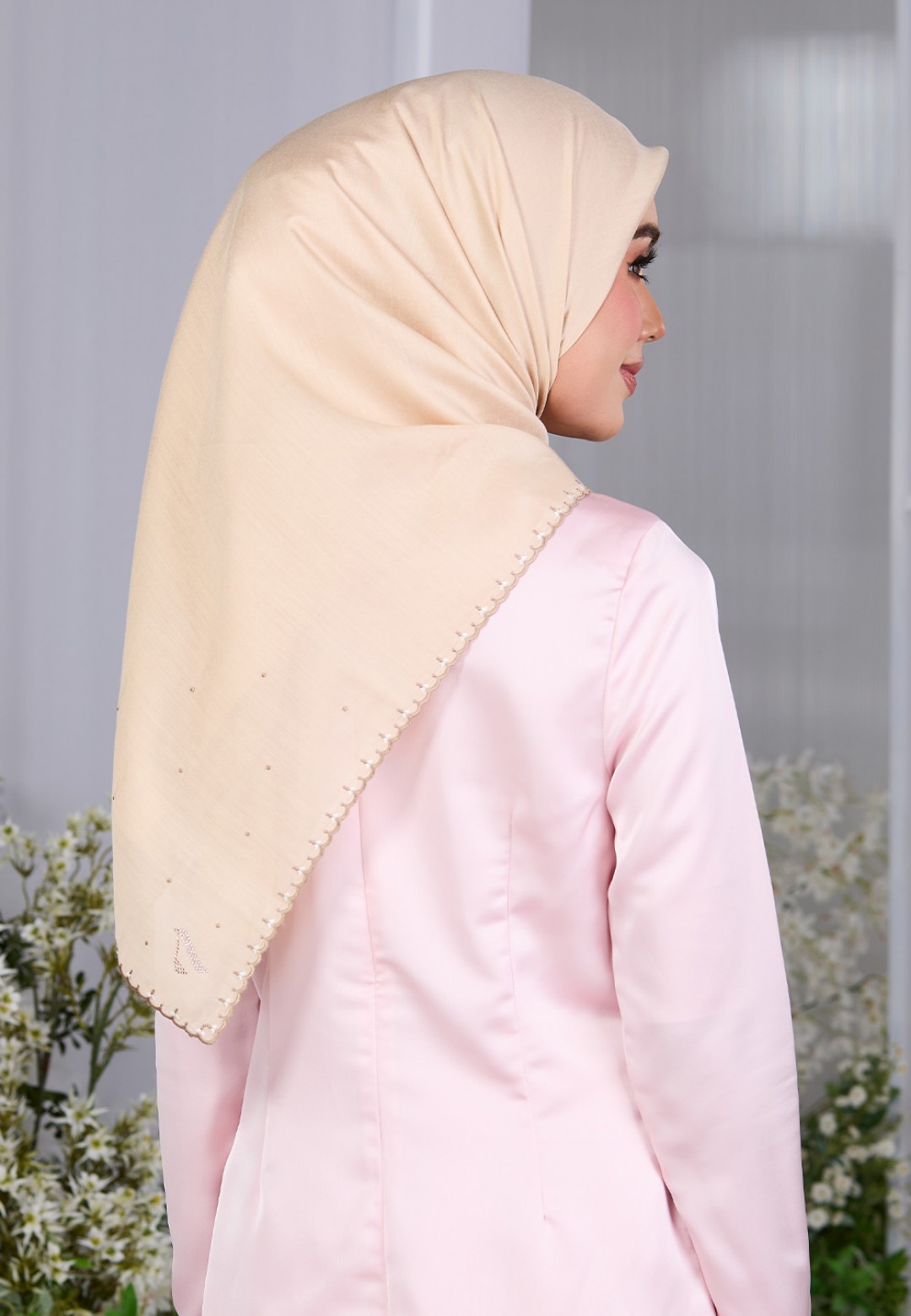 SQ POINTILLE PLAIN EMBROIDERY