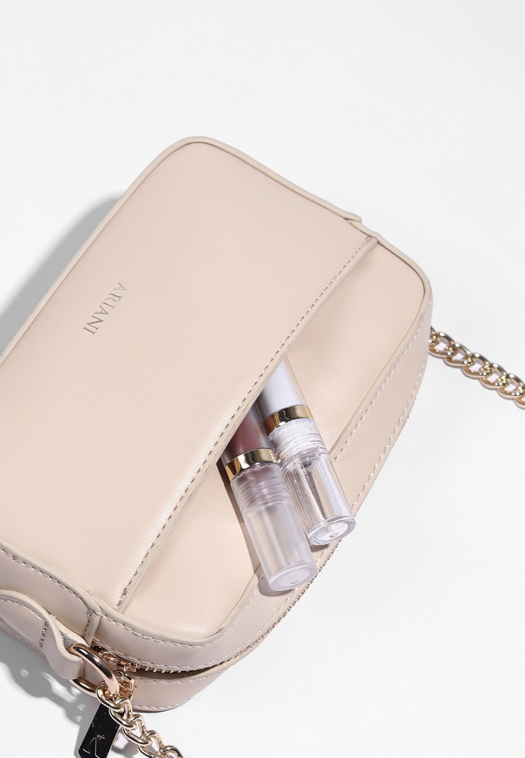 ICONIC CROSSBODY BAG