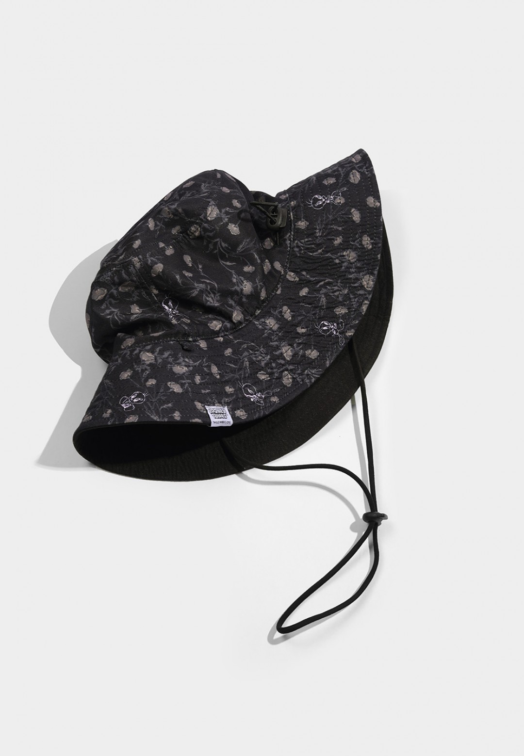TWEETY PIE BUCKET HAT