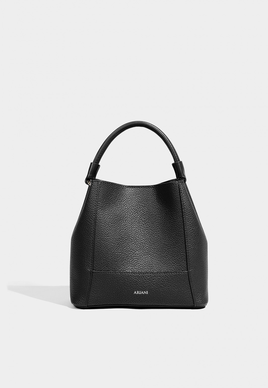 DAKOTA BUCKET BAG