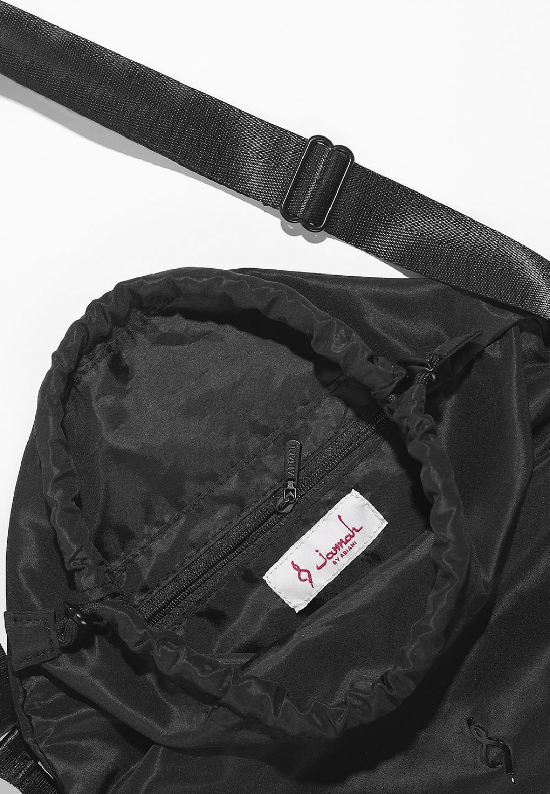 FATEEMA SLING BAG