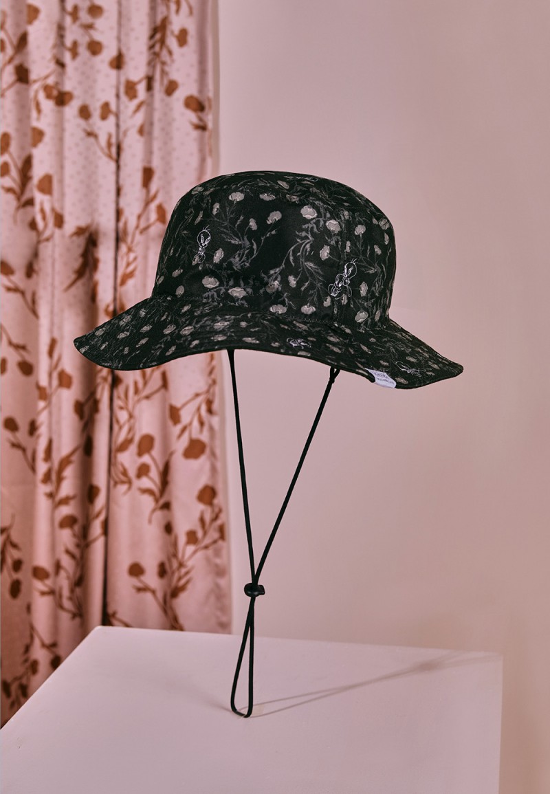 TWEETY PIE BUCKET HAT
