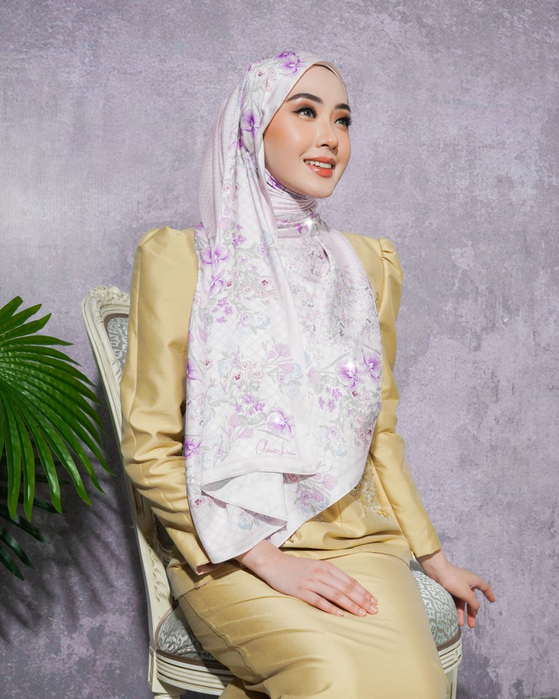 SHAWL AUBREY PRINTED DIAMOND LUXE