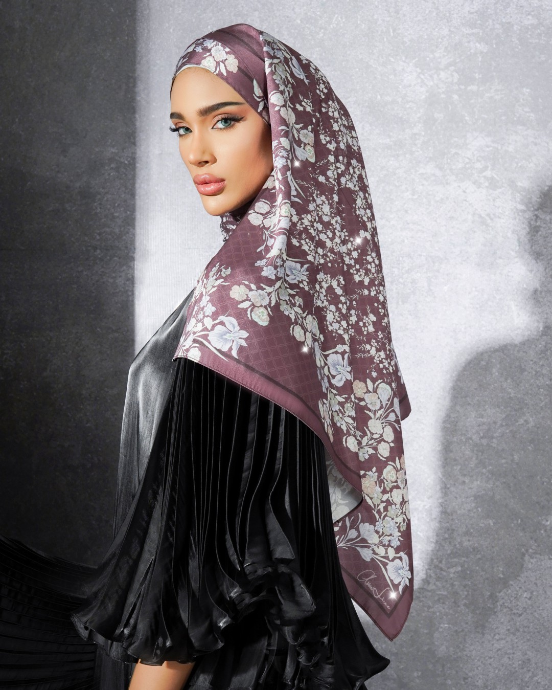 SHAWL AUBREY PRINTED DIAMOND LUXE