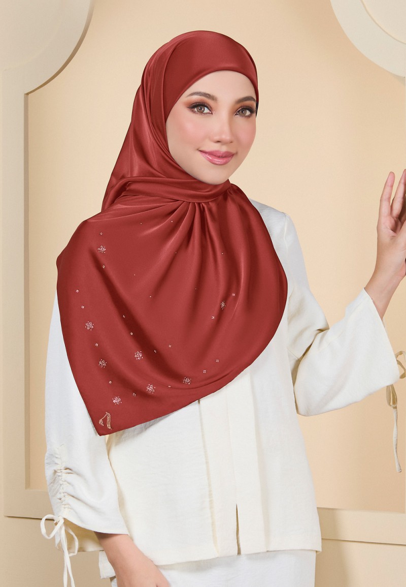 SQ GRACE FAYRA PLAIN DIAMOND