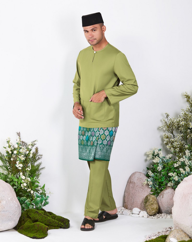 THORIQ BAJU MELAYU