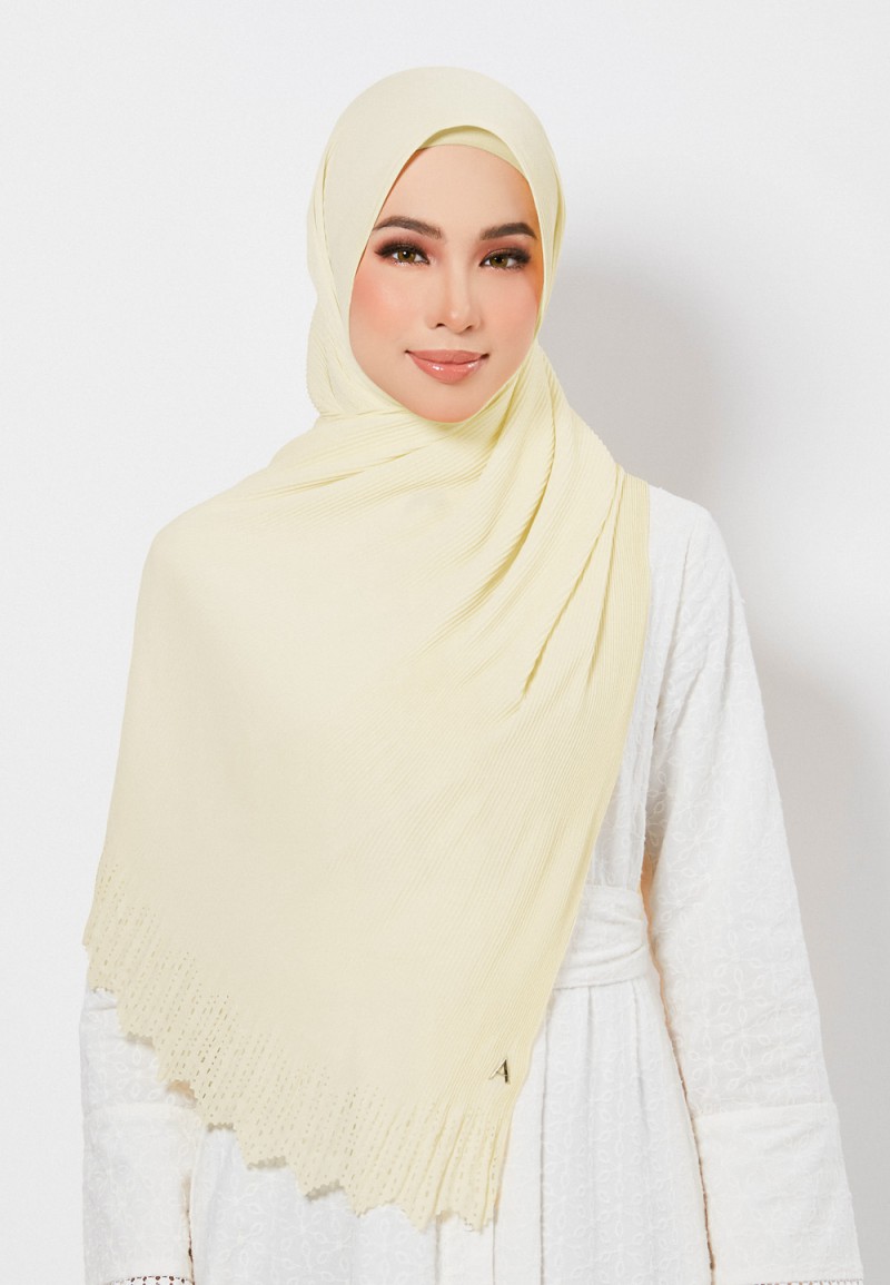 SHAWL LASERCUT PRETTY PLEATS 209