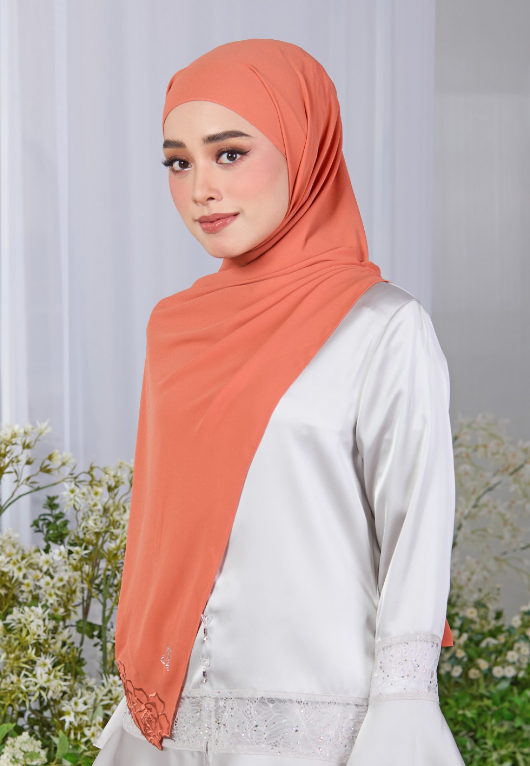 SHAWL ROSELITH PLAIN EMBROIDERY