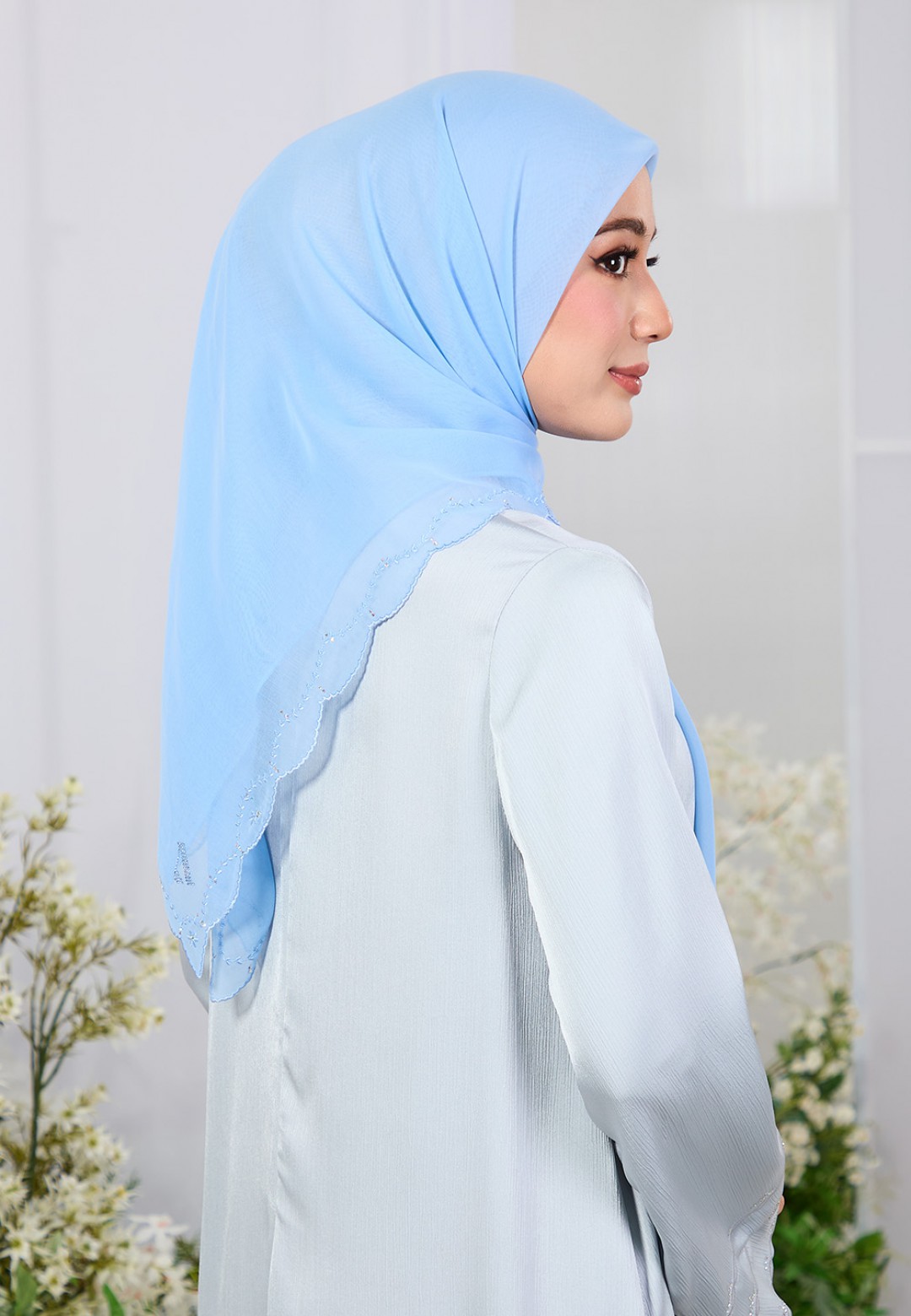 SQ FIOREN FLUER VOILE EMBROIDERY DIAMOND