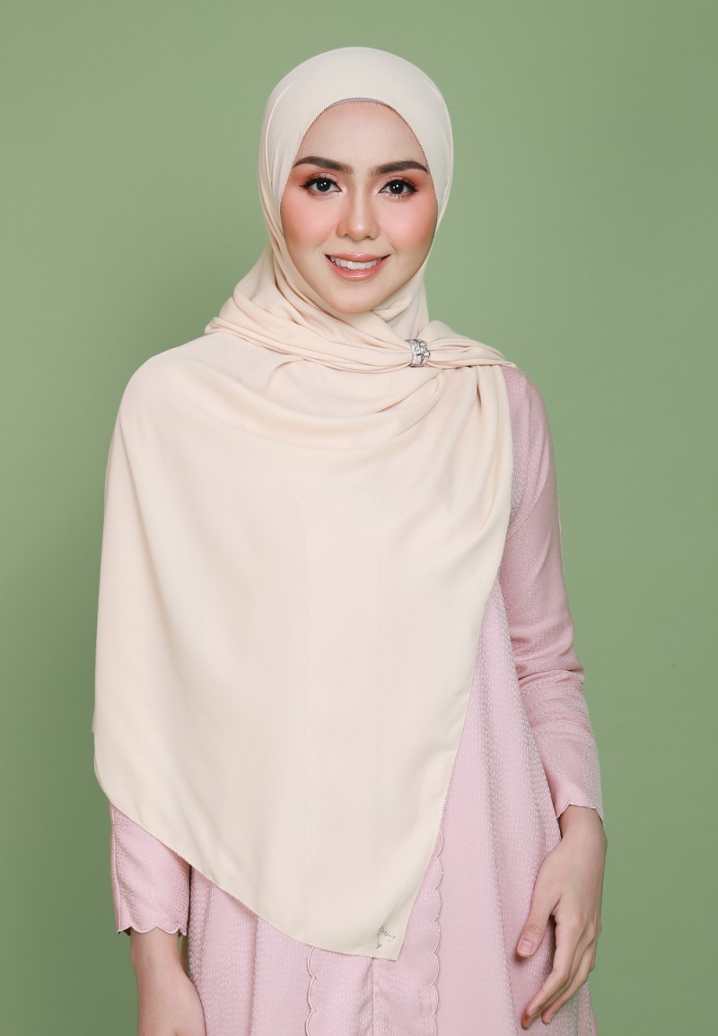 SHAWL PARFAITE EYELASH PLAIN 178