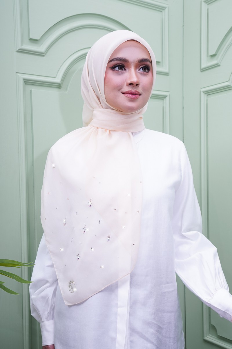 SQ QASEH VOILE PLAIN DIAMOND