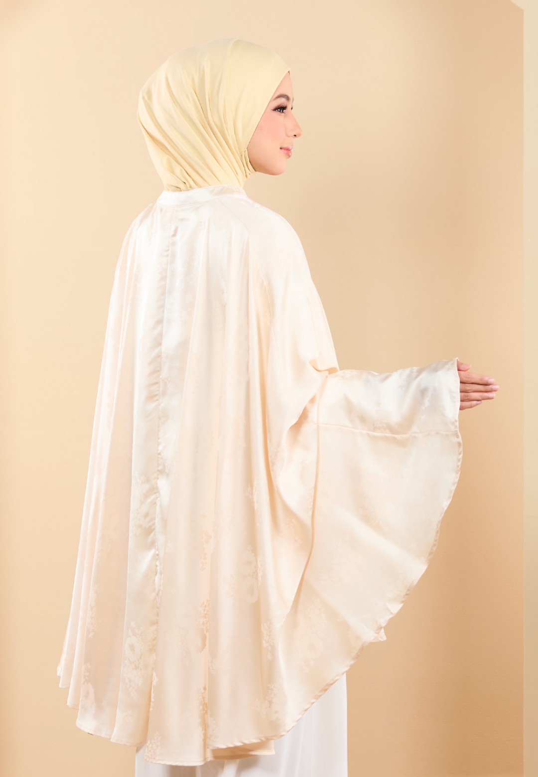 DAFINA TRAVEL PRAYERCAPE SET