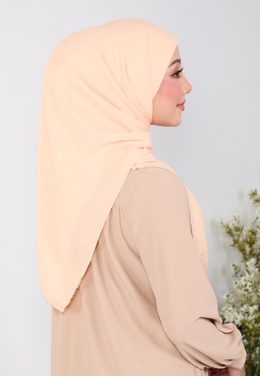 SQ FLUERITH PLAIN EMBROIDERY DIAMOND