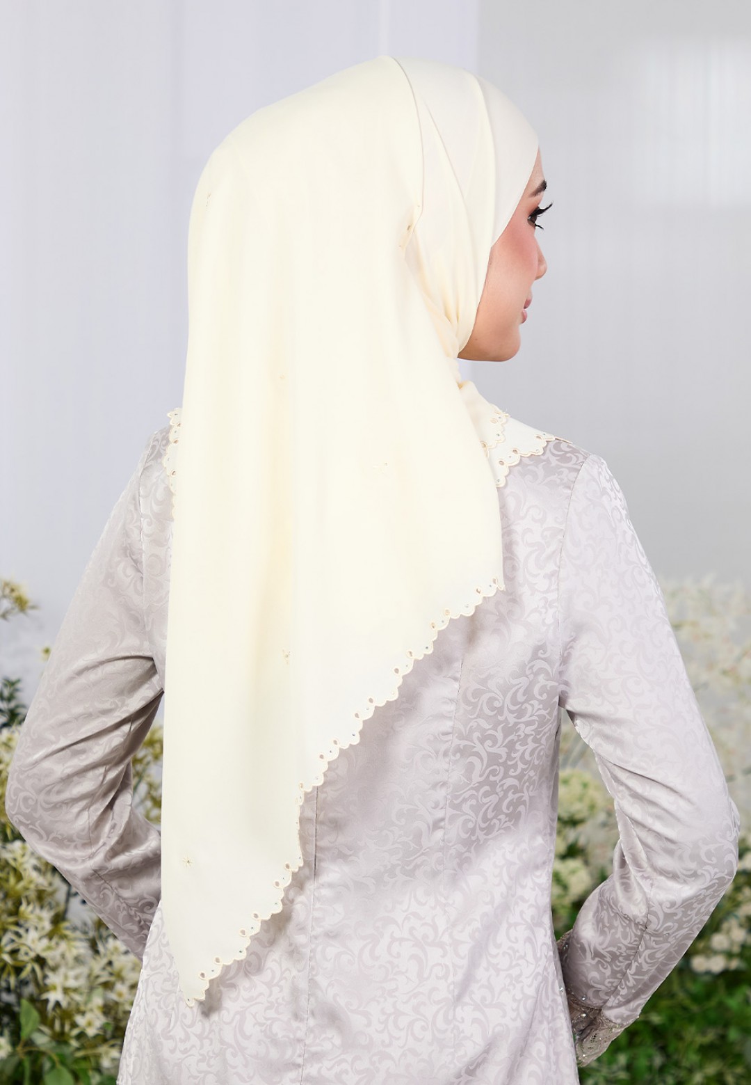SHAWL ZARRA PLAIN EMBROIDERY