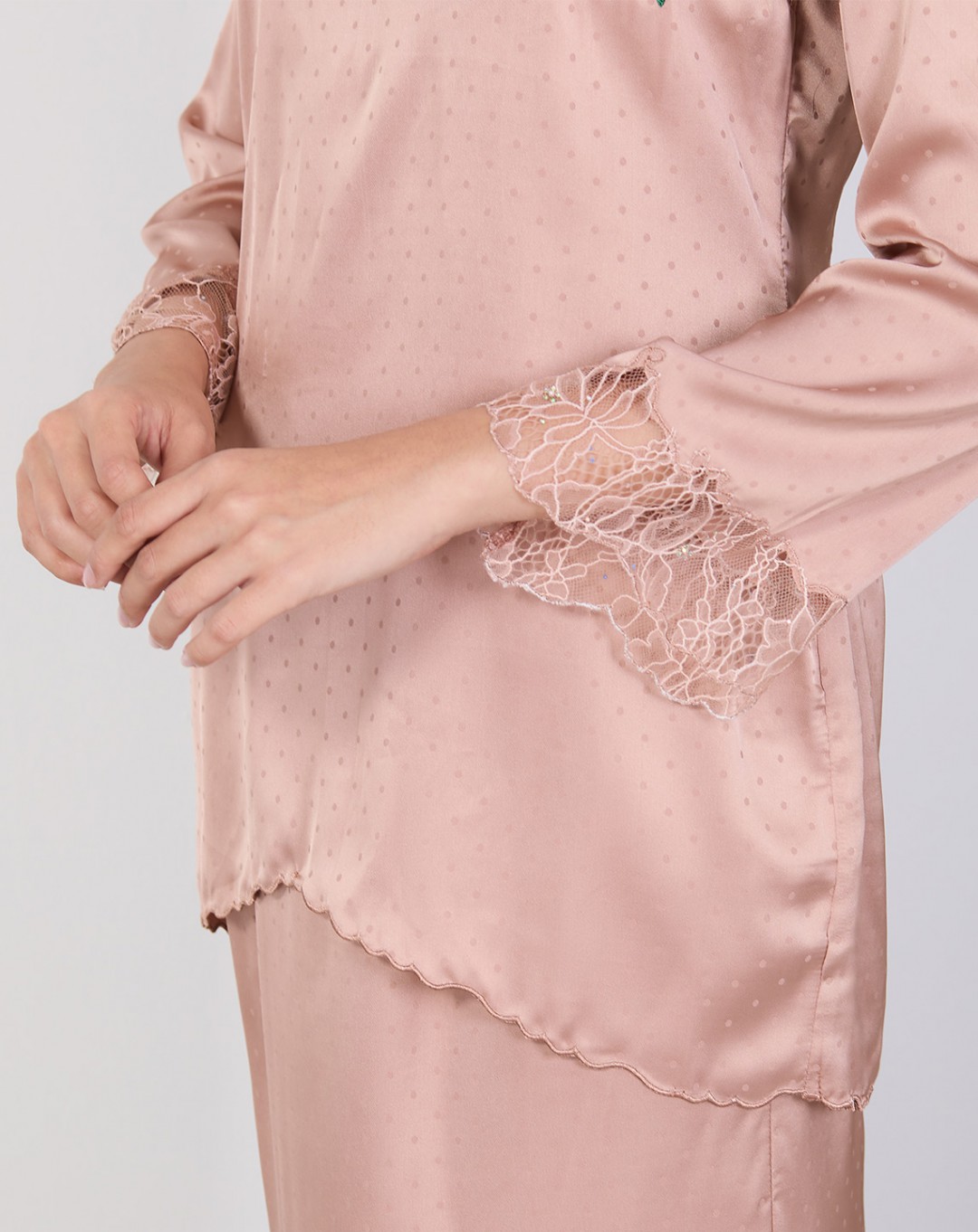 CRESSIDA BAJU KURUNG