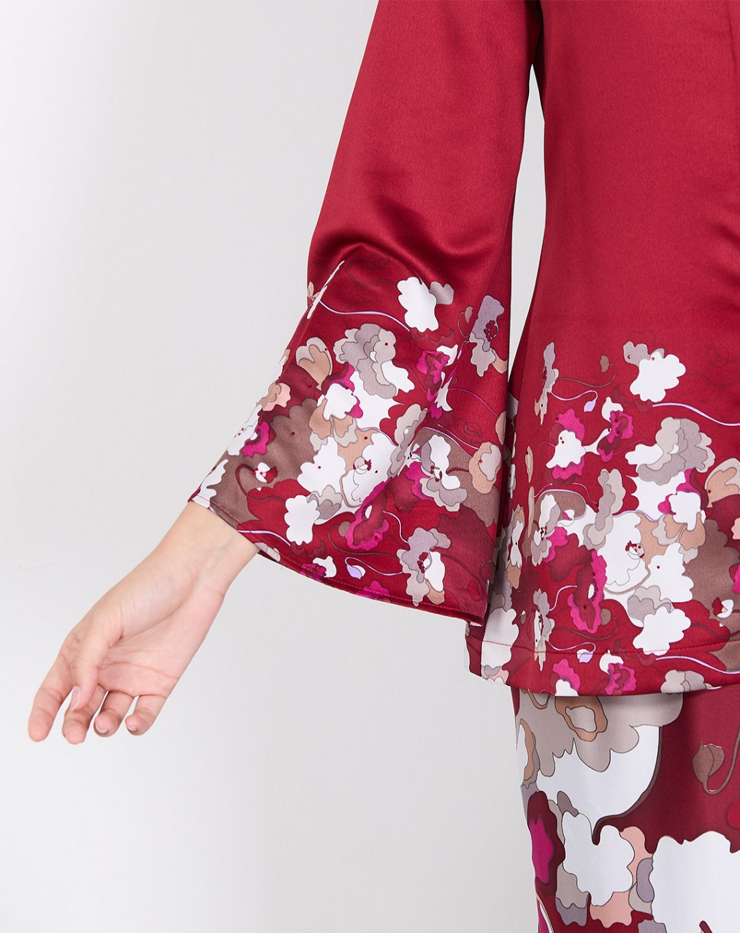 DAENA BAJU KURUNG