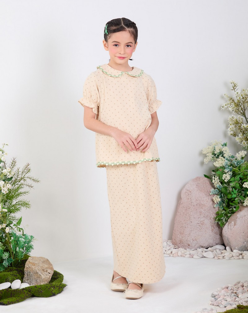 DAFIYNA BAJU KURUNG (KIDS)