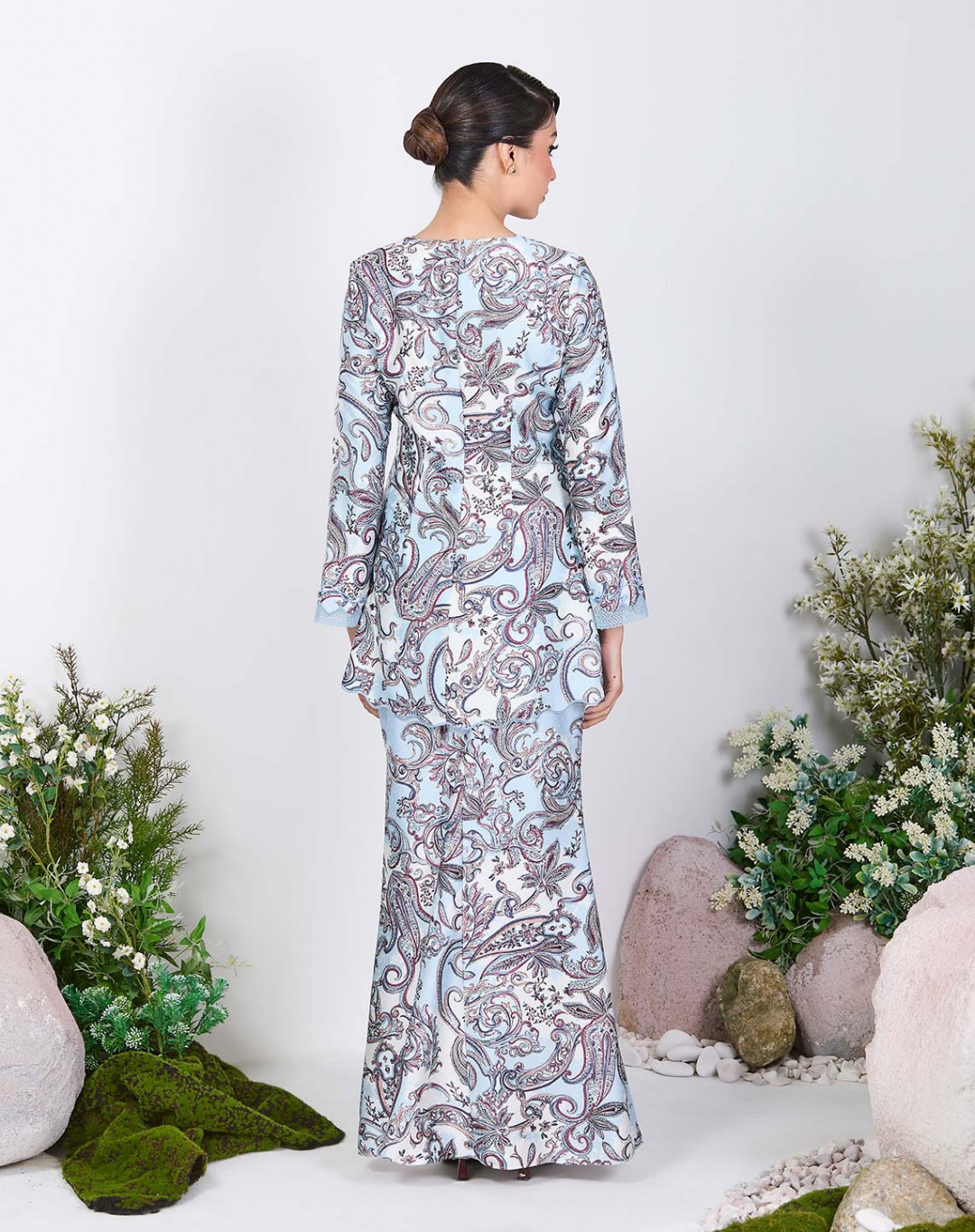 DALIA BAJU KURUNG