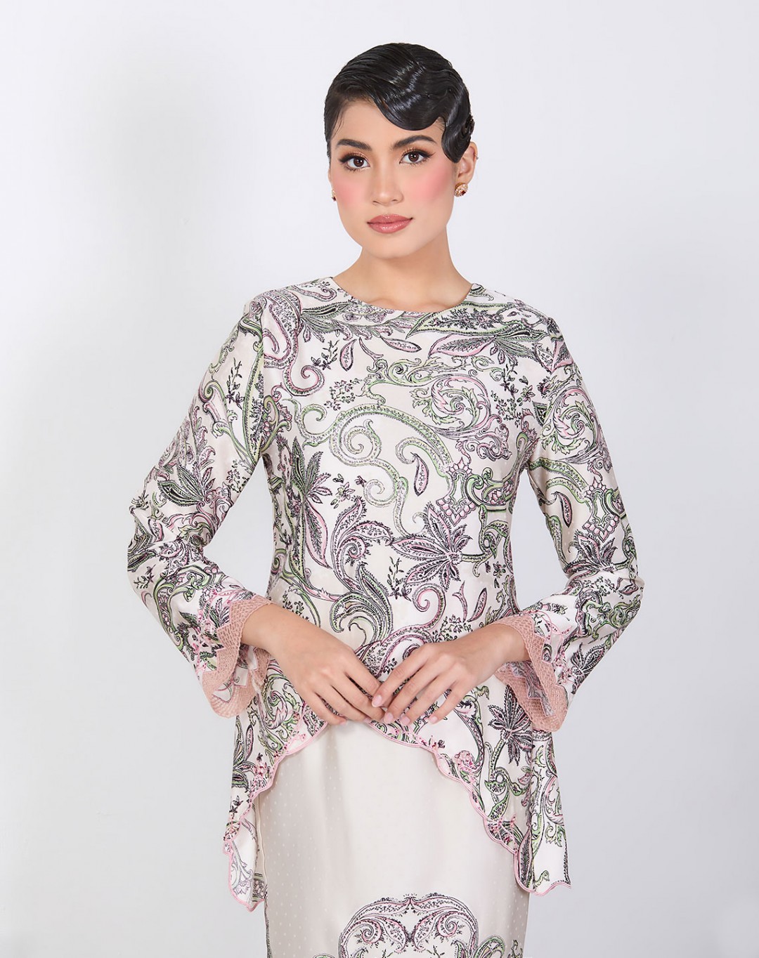 DALIA BAJU KURUNG