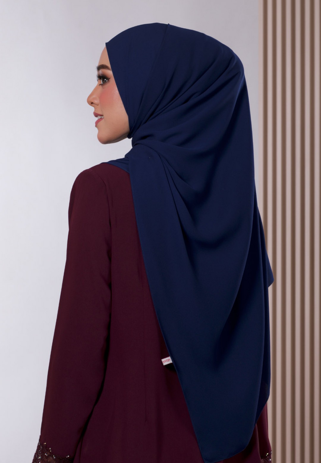 SHAWL WARDIYAH PLAIN DIAMOND 238