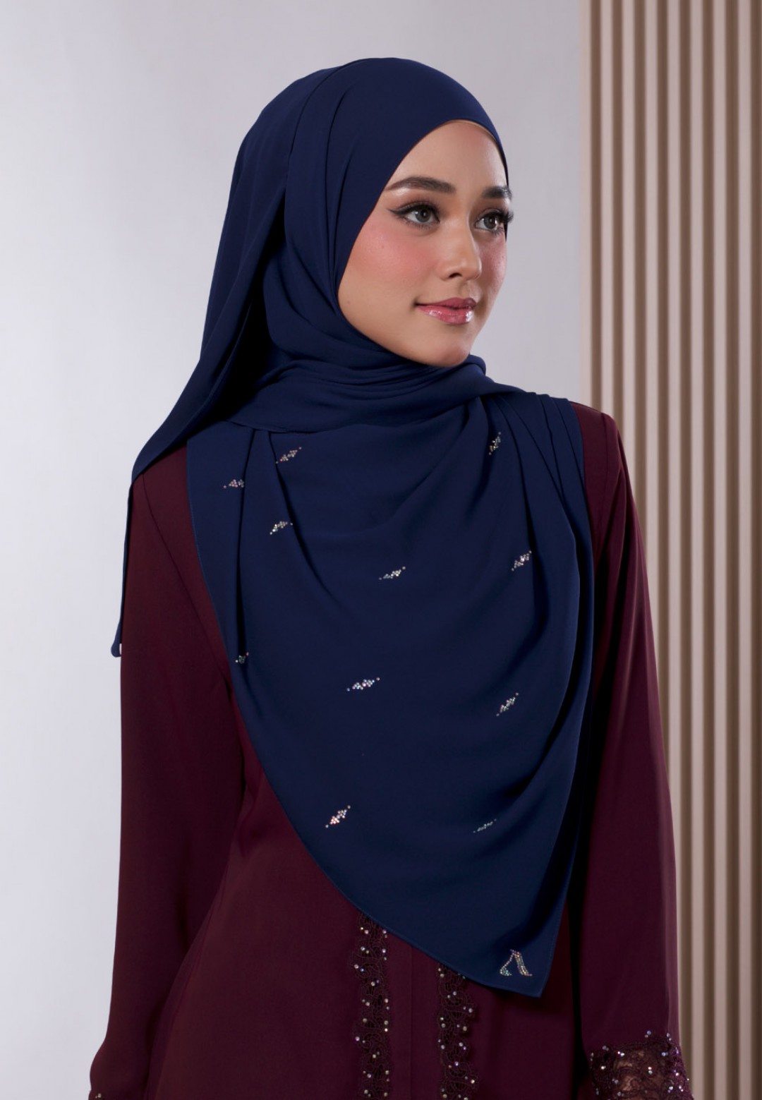 SHAWL WARDIYAH PLAIN DIAMOND 238