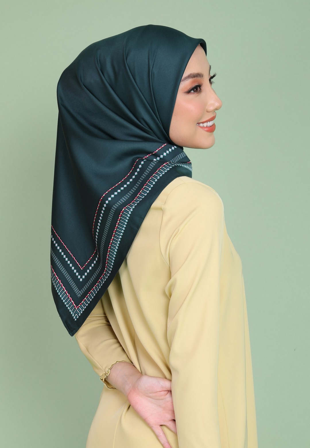 SQ HAZEL TWIST TWILL PTD 190