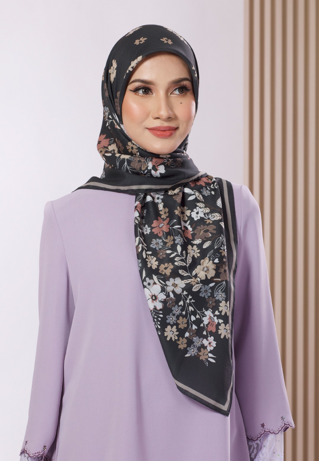 SQUARE TYRA VOILE PTD 119