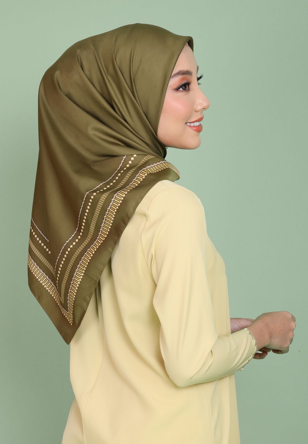 SQ HAZEL TWIST TWILL PTD 190