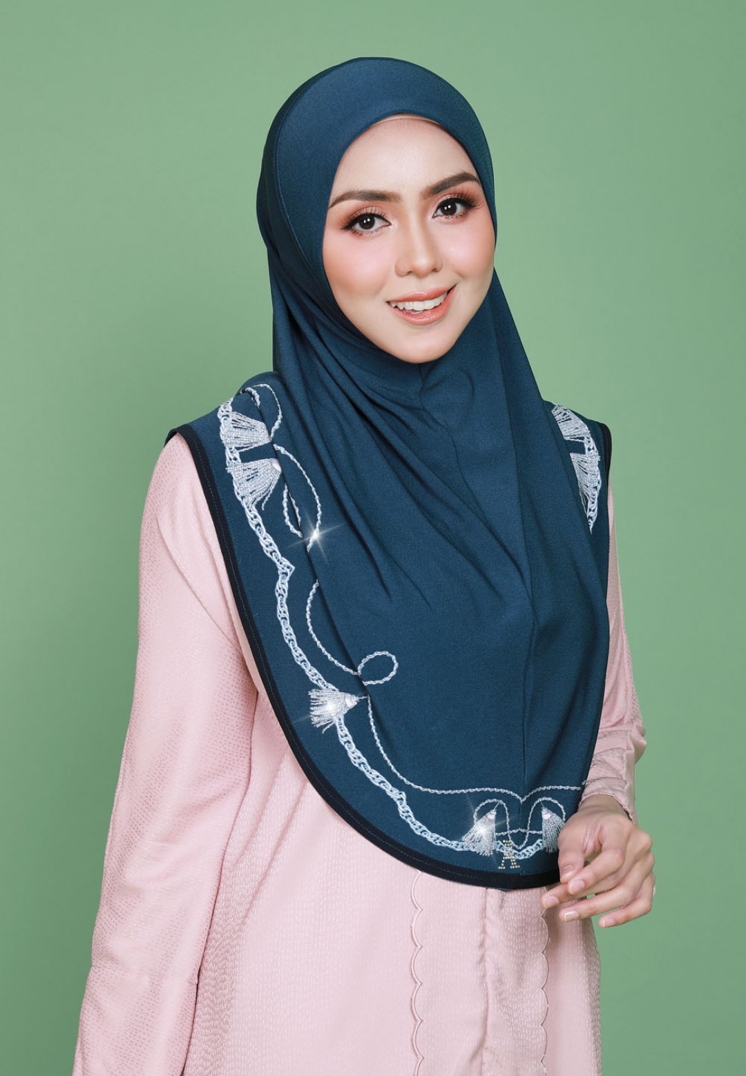 TIARA TWIN TASSEL LABUH PTD DIAMOND 338