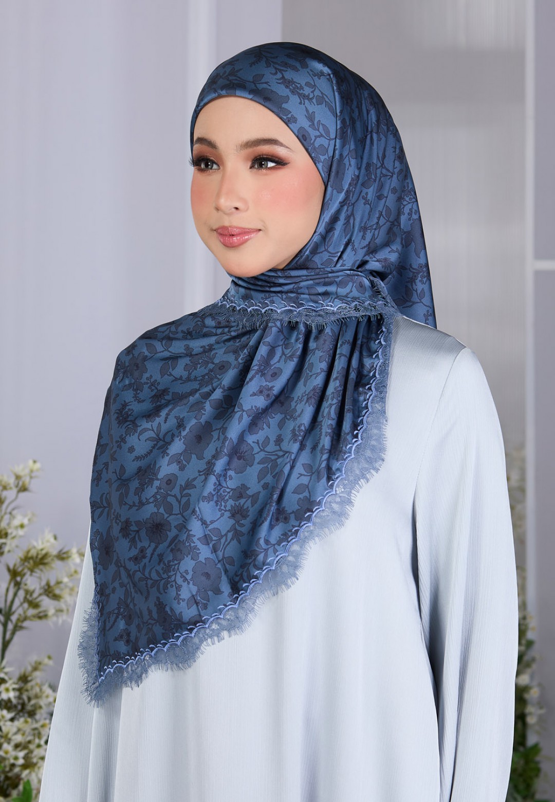 SQ BIANCA PTD WITH LACE