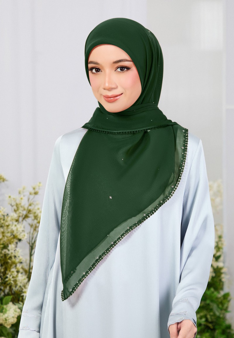 SQ ELVA BLUME VOILE LACE DIAMOND