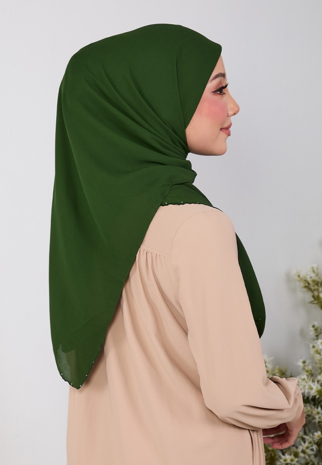 SQ FLUERITH PLAIN EMBROIDERY DIAMOND