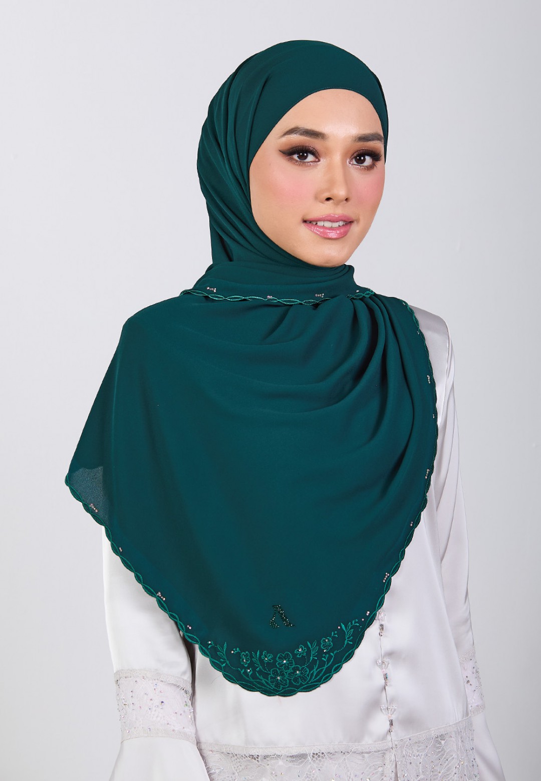 SHAWL BLOOMARIA PLAIN EMBROIDERY DIAMOND