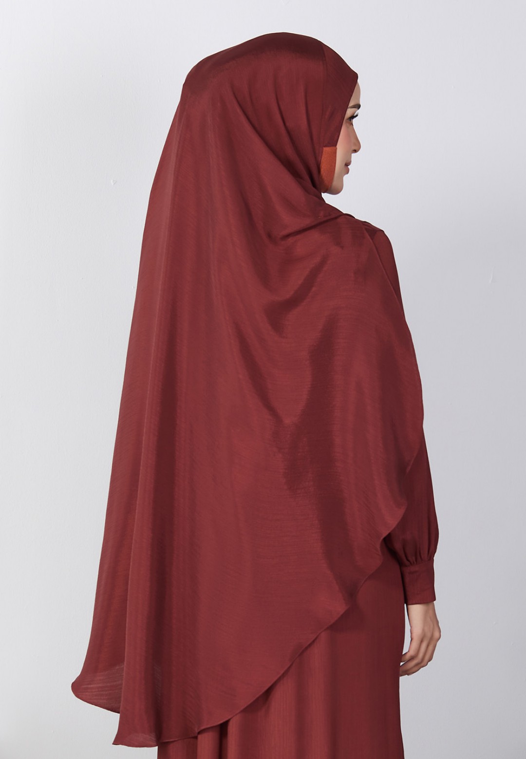 KHIMAR HASNAA