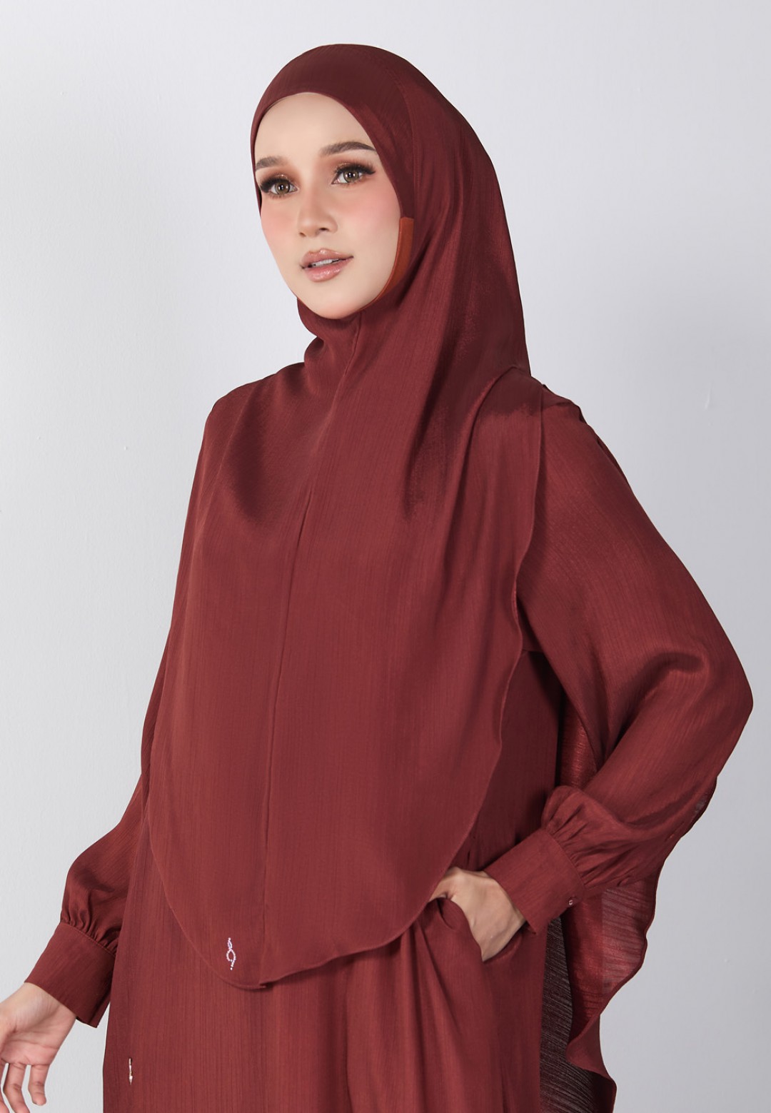 KHIMAR HASNAA