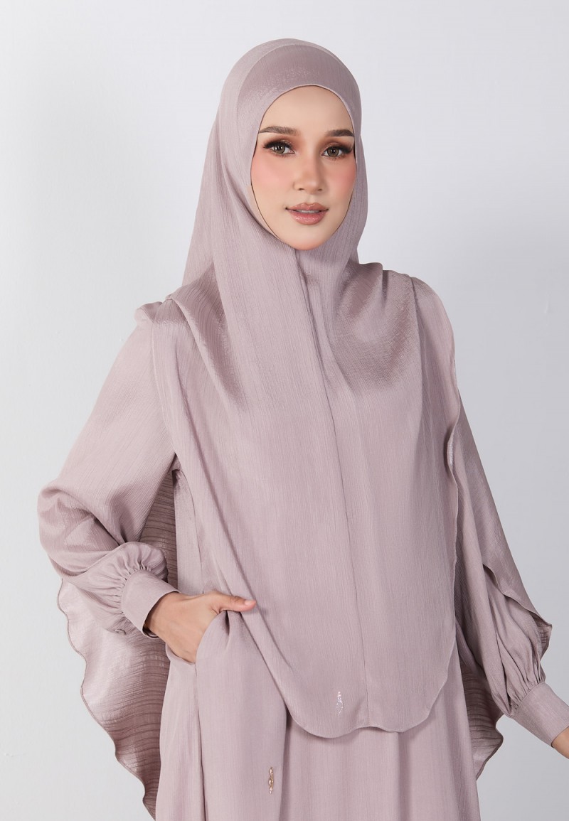 KHIMAR HASNAA