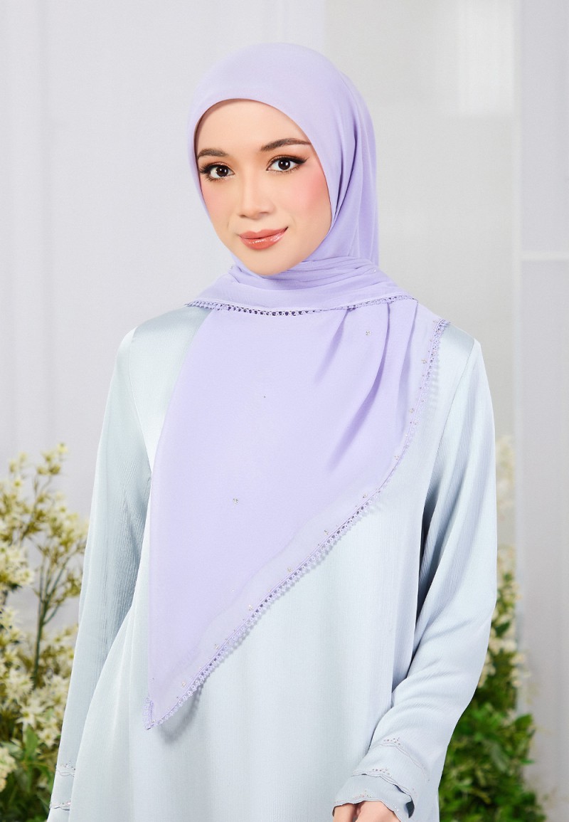 SQ ELVA BLUME VOILE LACE DIAMOND